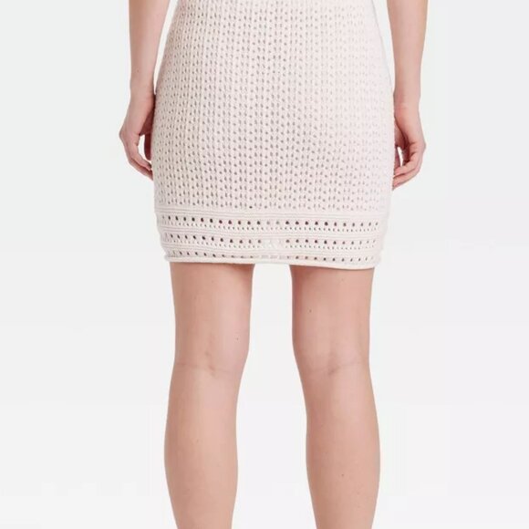 NWT, SZ L, Cotton Blend Crochet Mini SKIRT, Ivory - Picture 3 of 3